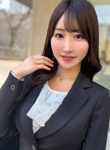 work025 かおりさん（仮名）（依本しおり）【個撮応募】ウェディングプランナーかおりさんの中出し